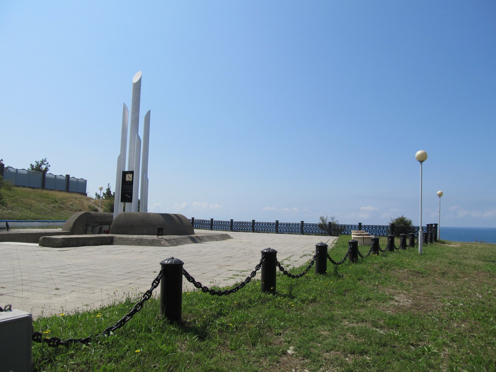 Памятник Нахимову в Кабардинке